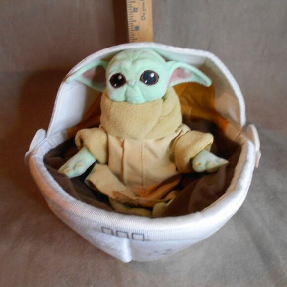 Disney Store Star Wars Grogu w/Hover Pram Plush Baby Yoda The Child - Picture 2 of 8
